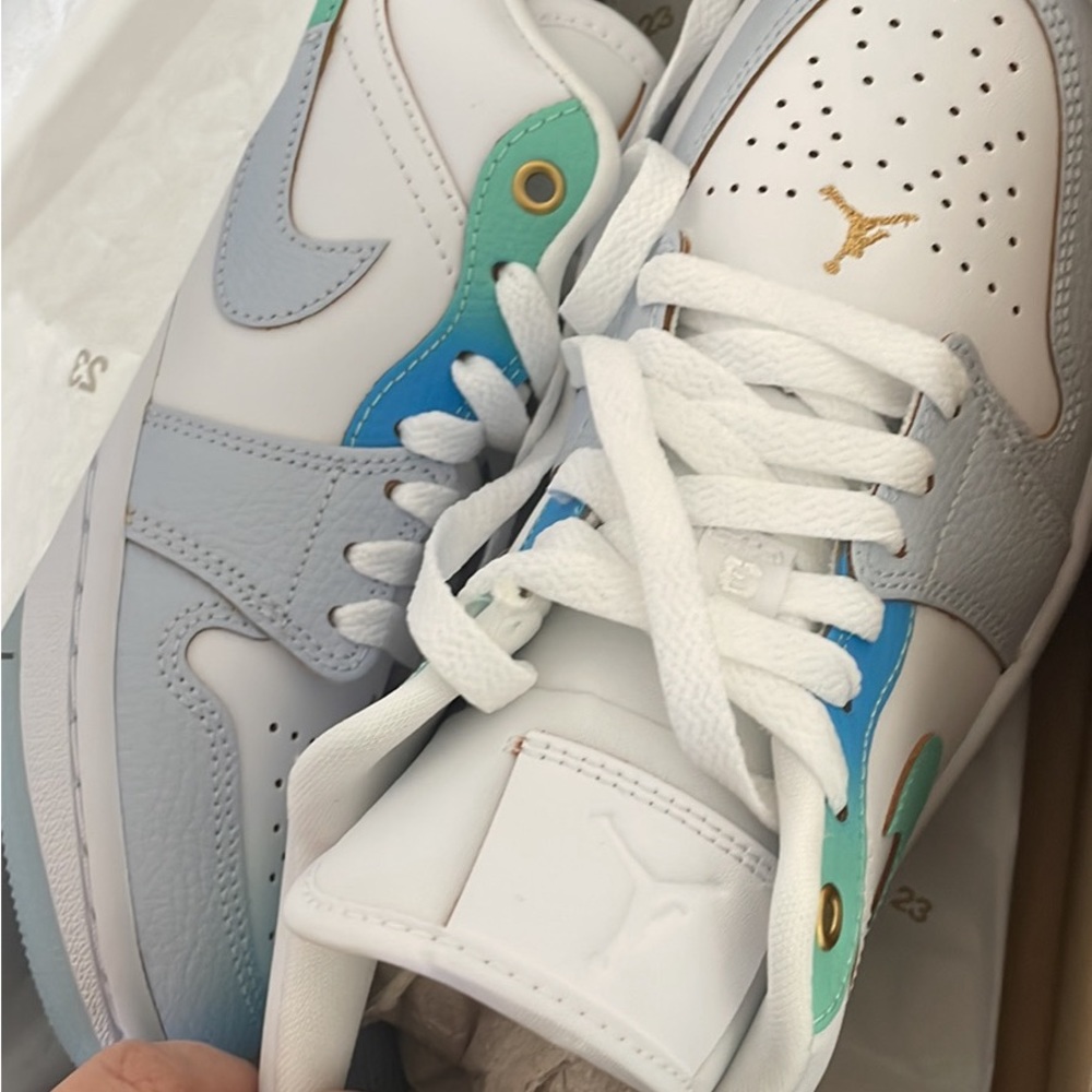 Jordan 1 - Picture 2 of 2